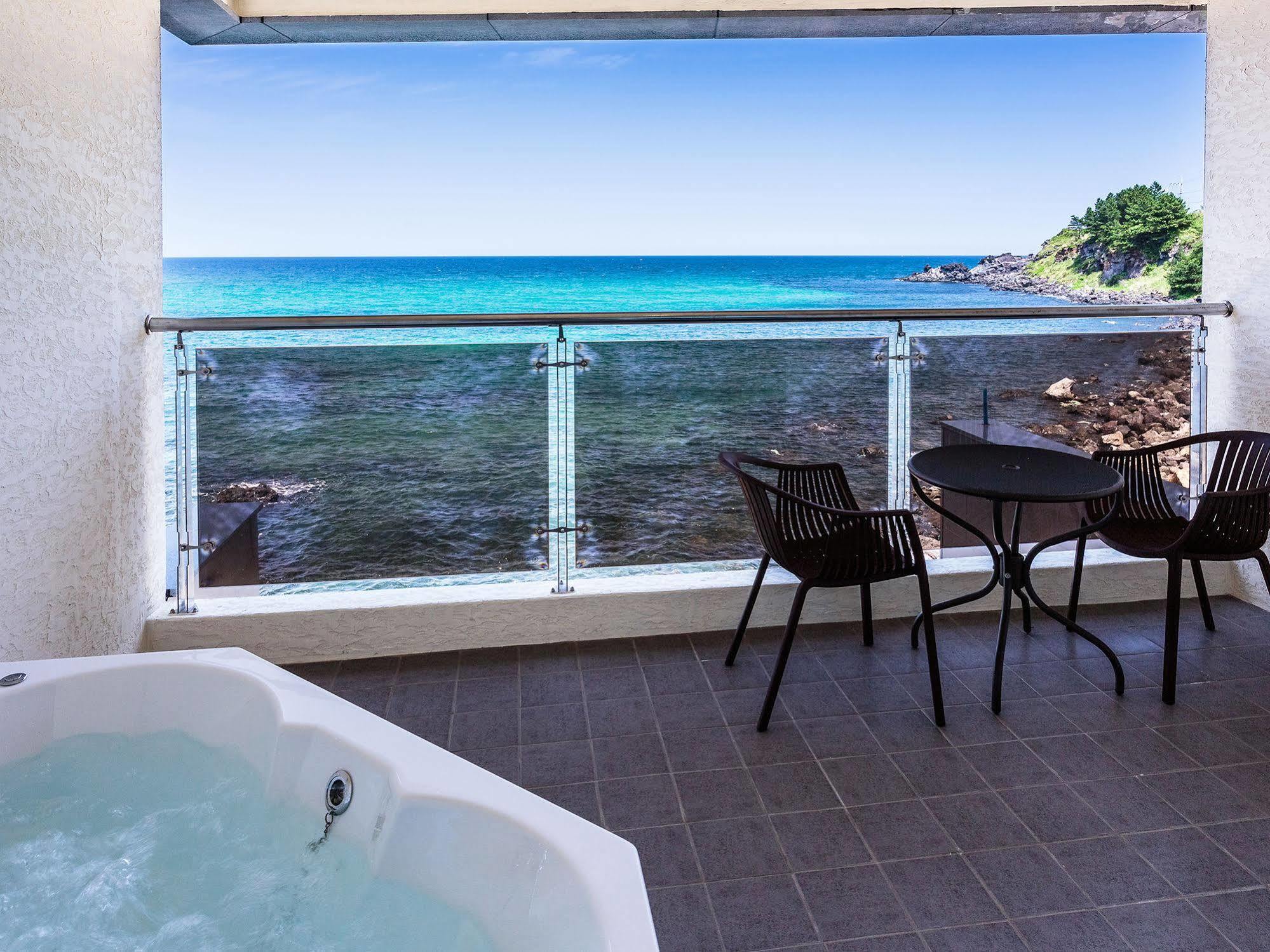 Sea Stay Hotel Jeju Exterior photo